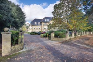 Front External- click for photo gallery